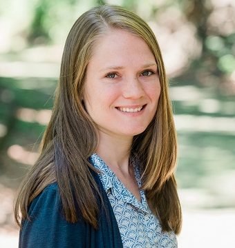Headshot of Kathryn Klawinski