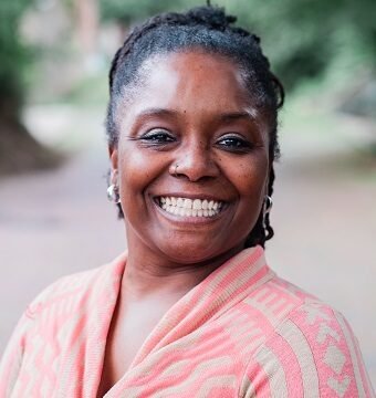 Headshot of Johnet Hager