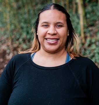 Headshot of Lisa Martinac