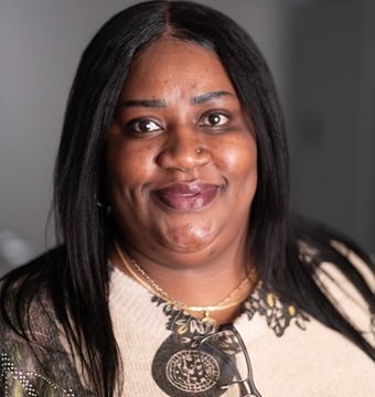 Headshot of Annika Andrews